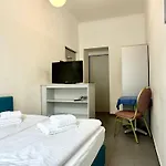 Very Central, 5 Min To City Center, Self Check In