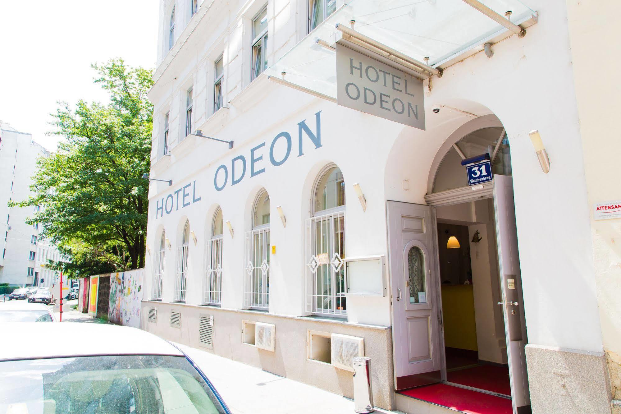 Hotel Very Central, 5 Min To Center, Self Check In Vienne
